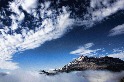 飄浮在空中的聖海倫火山