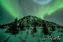 在阿拉斯加上空的奇怪螺旋狀物體是什麼？