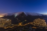 夜空雲毯：南非桌山