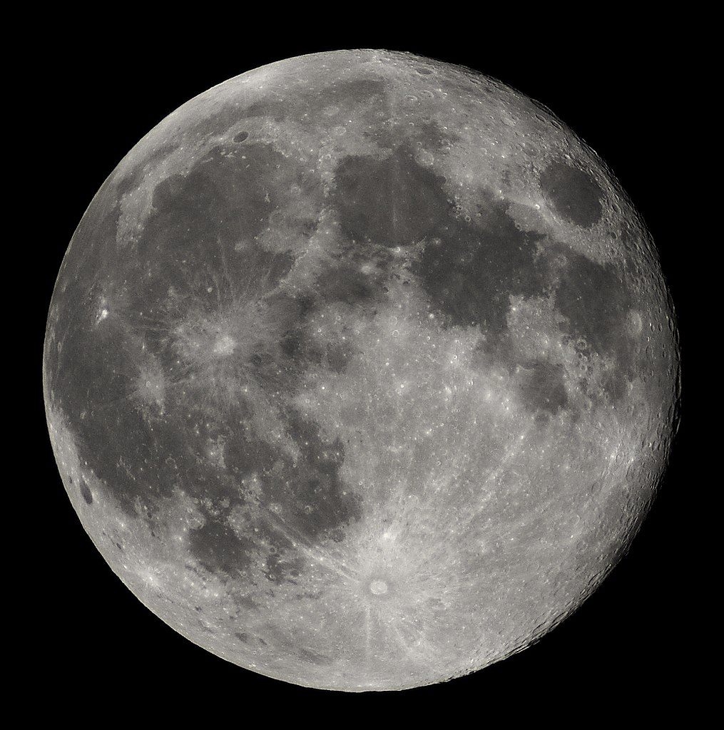 嫦娥五號的月岩樣本改變了科學家過去的觀點。