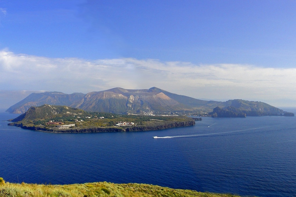 義大利火山島武爾卡諾島（Vulcano）。圖片來源：Peter F.（CC BY-NC-ND 2.0）
