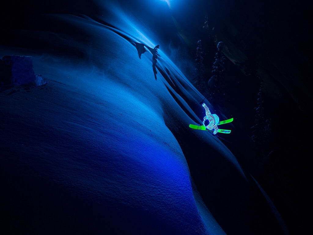 影像藝廊：夜幕下滑雪
