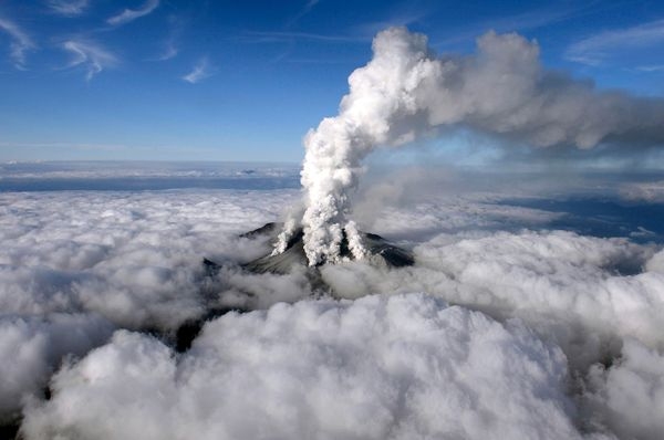 致命的火山蒸氣噴發