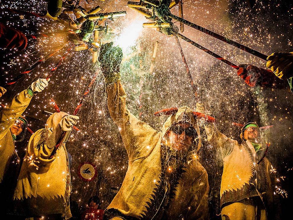 狂歡的惡魔：西班牙火行儀式