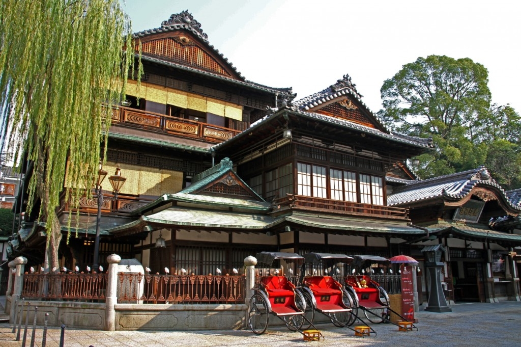日本最古老的皇室溫泉殿堂—道後溫泉(Sponsored)