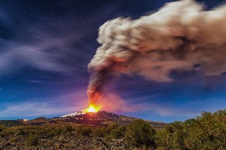 埃特納火山爆發