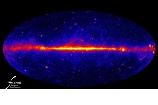 旋轉的恆星為銀河系中心的奇怪訊號提供新的線索