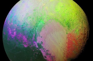 充滿迷幻色彩的冥王星