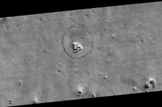火星上有個熊臉隕石坑？