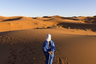 沙漠引路人