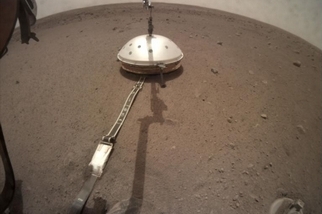 NASA登陸器首度偵測到「火星地震」！