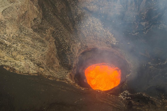 解開火山活動之謎：為何熔岩湖會神秘消失？