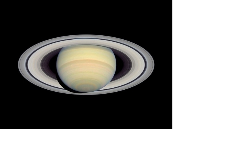 本週天文注意報：土星站定、流星漫飛